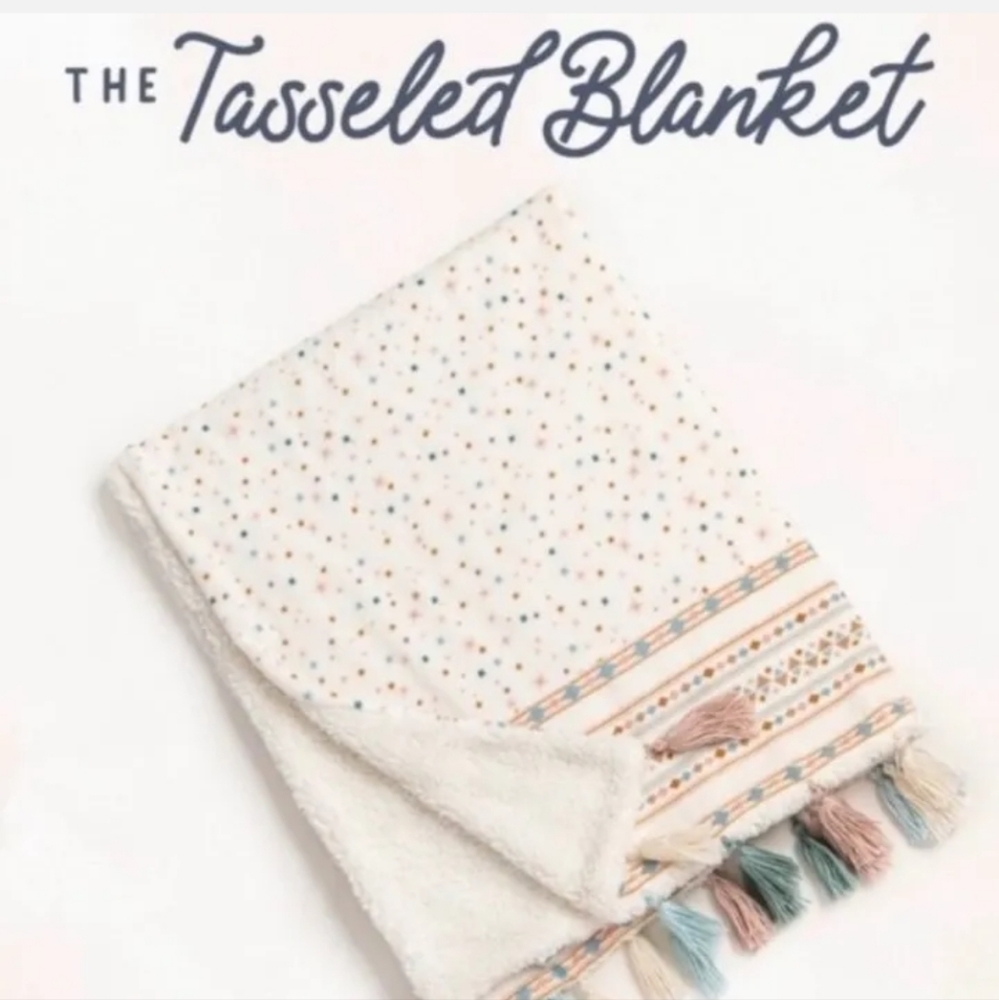 Matilda Jane Blanket Tasseled